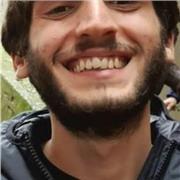 Ciao! Sono Lorenzo e sono qui per insegnarti tutto quello che so sull'audiovisivo! Ti aspetto! ;)